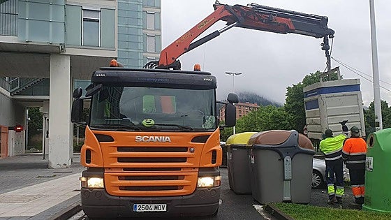 La empresa de recogida de cartón en Álava alcanza un preacuerdo con su plantilla