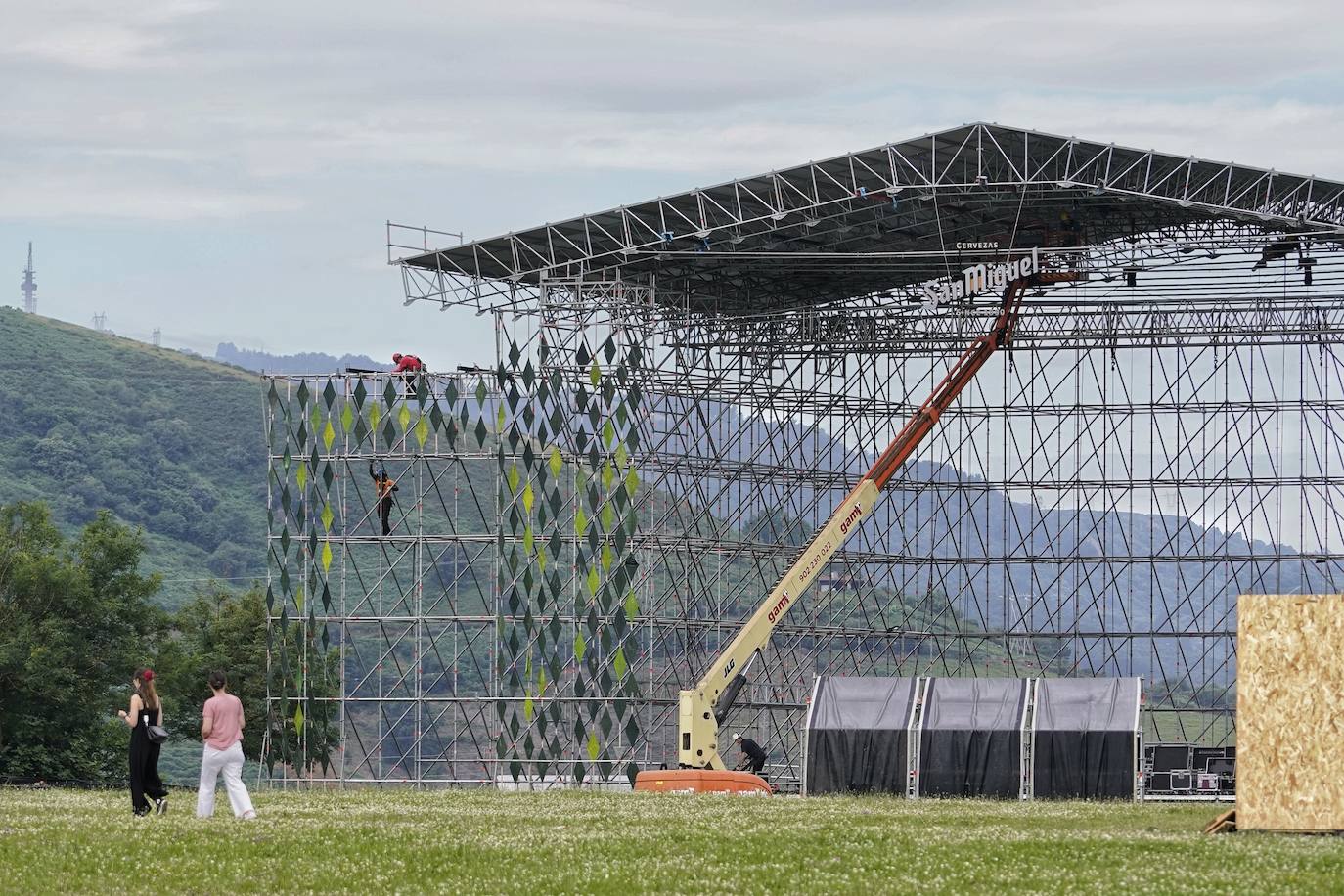 Montaje del escenario pequeño