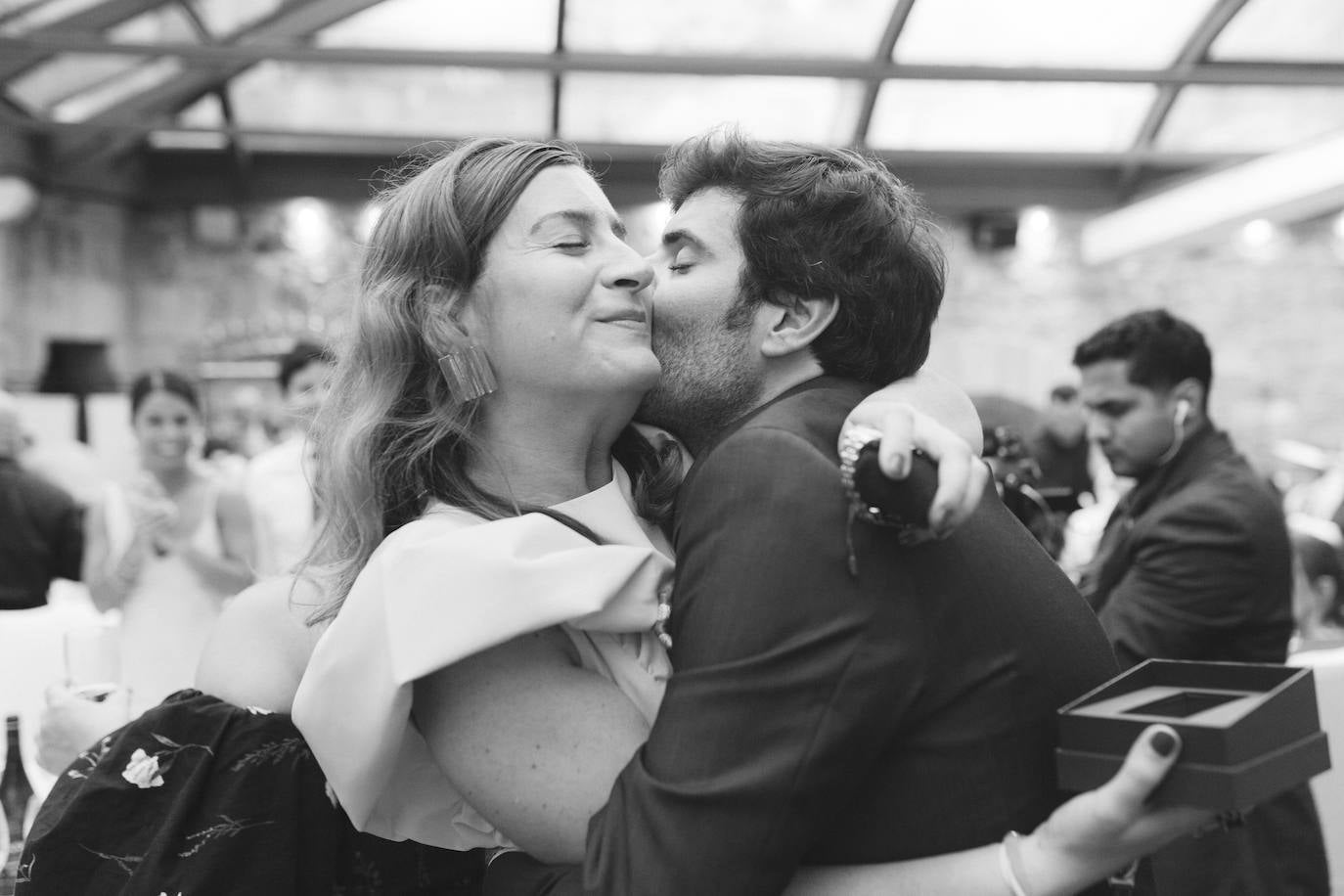 La boda de cuento de Iñigo e Ioritz en el Castillo de Arteaga con look inspirado en la MET Gala