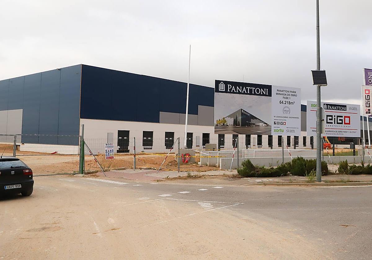 Panattoni prevé tener listas las naves de su primera fase antes de que concluya el año.