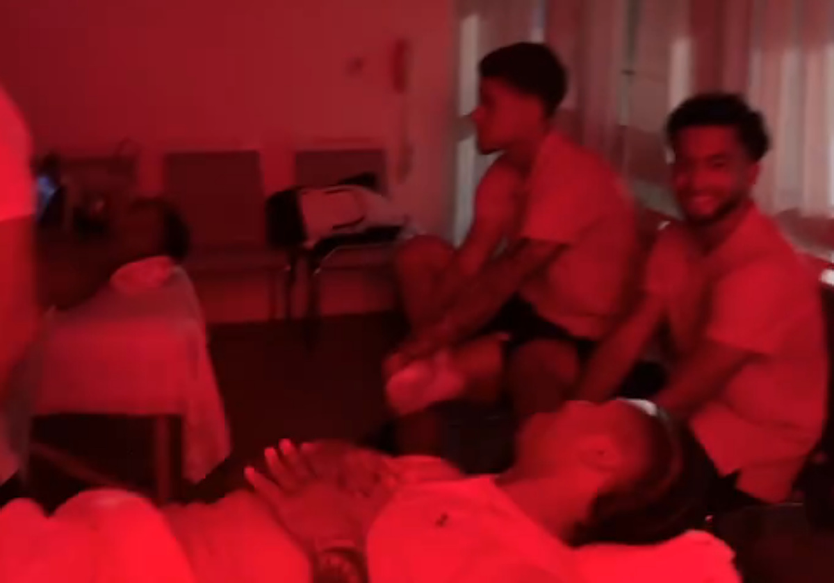 La revolucionaria técnica de la luz roja que el equipo de Ibai Gómez implanta en República Dominicana