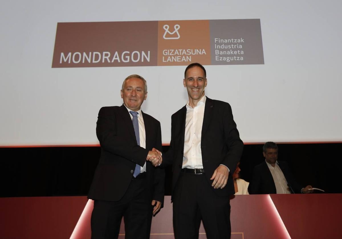 Iñigo Ucín y el nuevo presidente de Mondragon, Pello Rodríguez