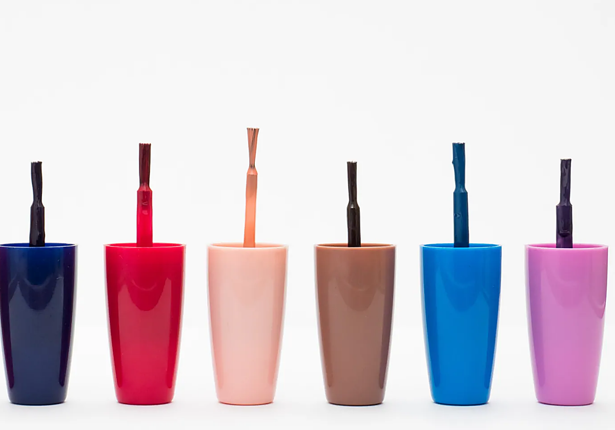 Retiran del mercado una marca de esmaltes de uñas por contener sustancias perjudiciales para la salud