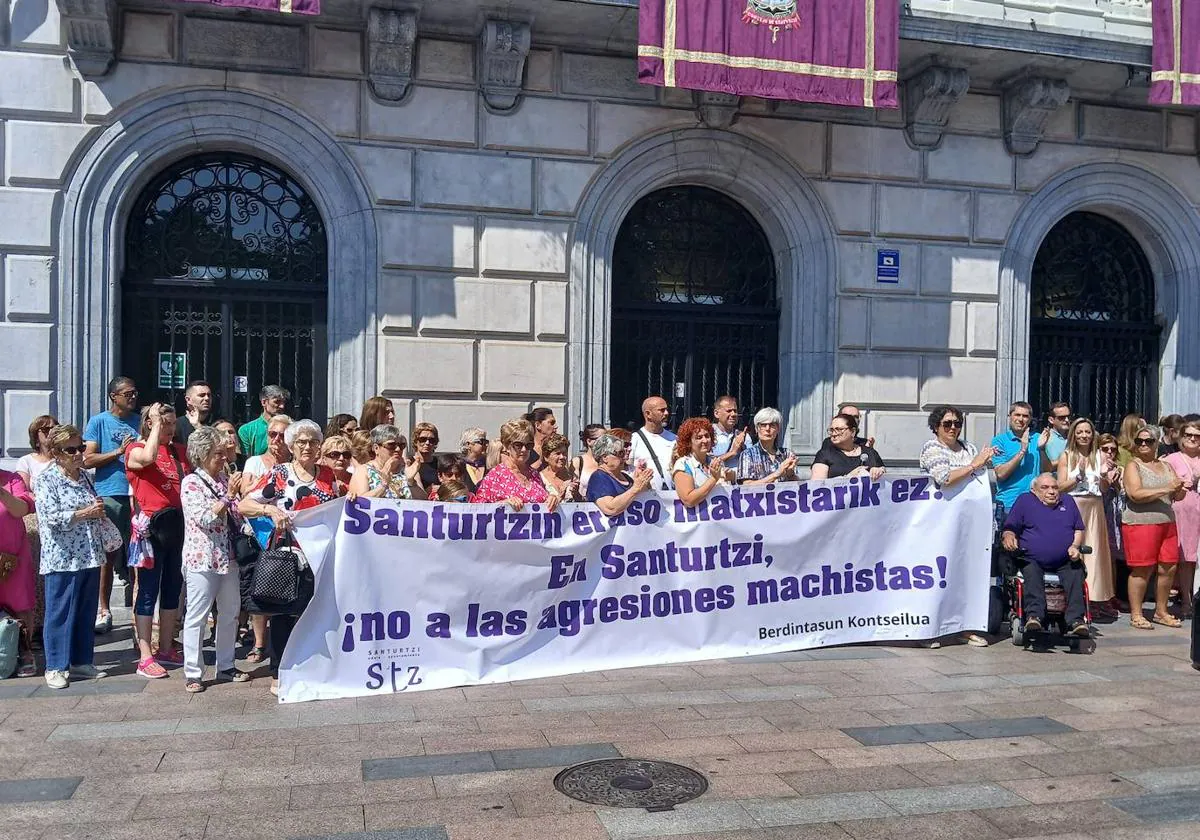 Santurtzi condena la agresión sexual en fiestas de El Carmen | El Correo