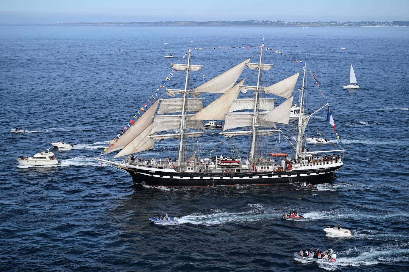 El Festival Marítimo de Brest vuelve a impresionar con sus barcos de época