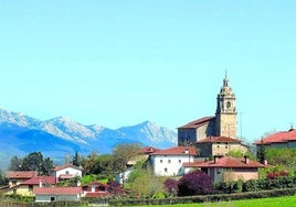 Vista panorámica de Barrundia, con la iglesia dominando el conjunto.