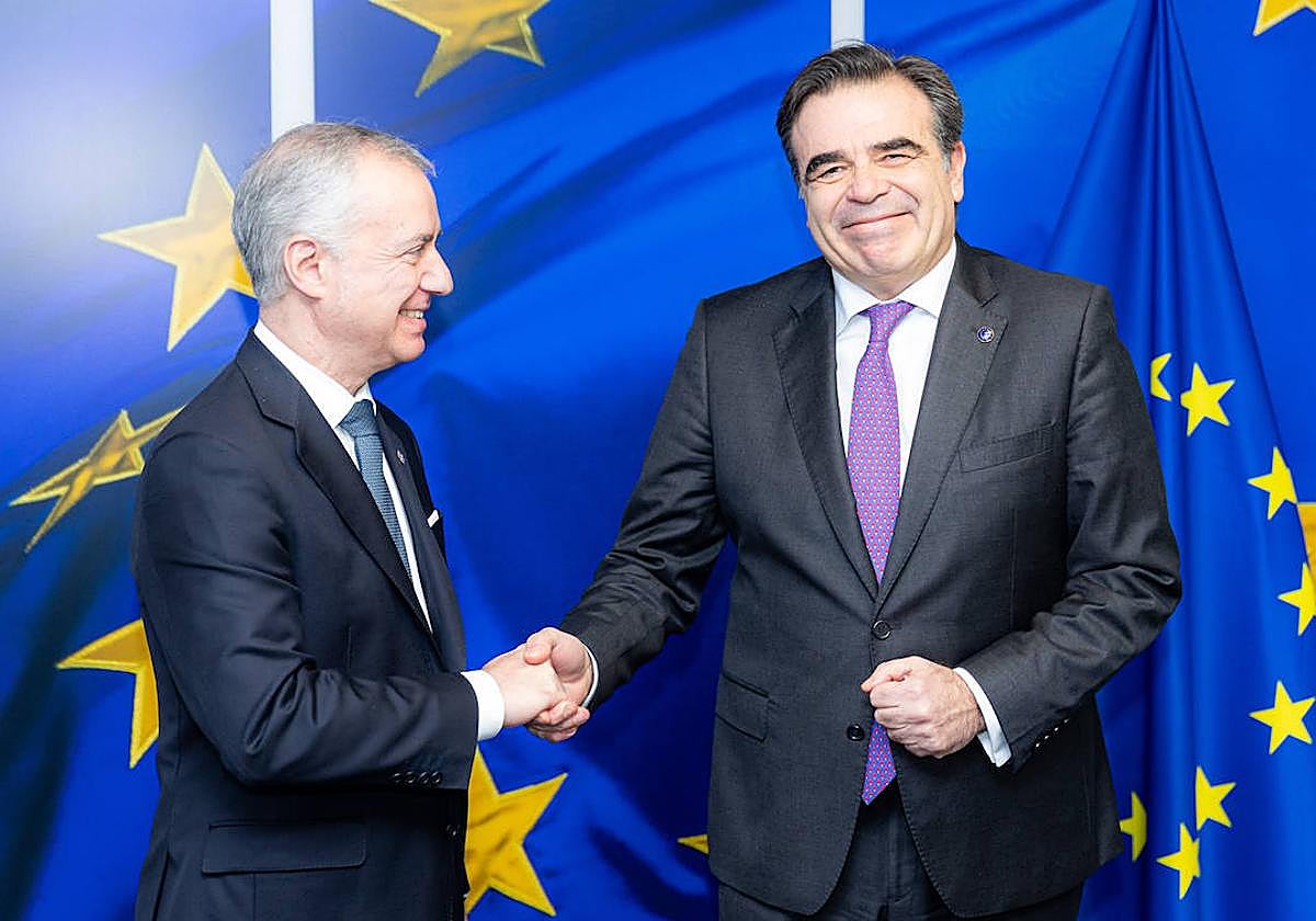 Margaritis Schinas ya se reunió con el anterior lehendakari, Iñigo Urkullu, el pasado enero.