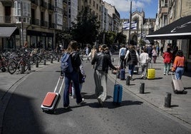 El Ayuntamiento tiene contabilizadas 101 viviendas turísticas, mientras el INE eleva la cifra a 177.