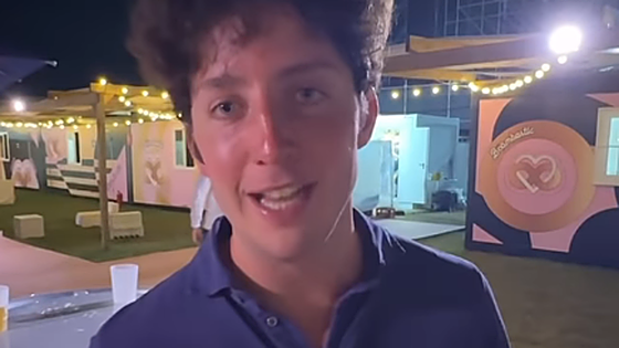 El pequeño Nicolás promociona a un grupo de música vasco: «¿Gora Euskadi y viva España es compatible?»
