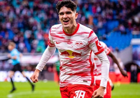 Hugo Novoa celebra un gol con el RB Leipzig.