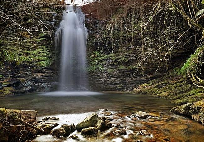 Cascada de Lamiña.
