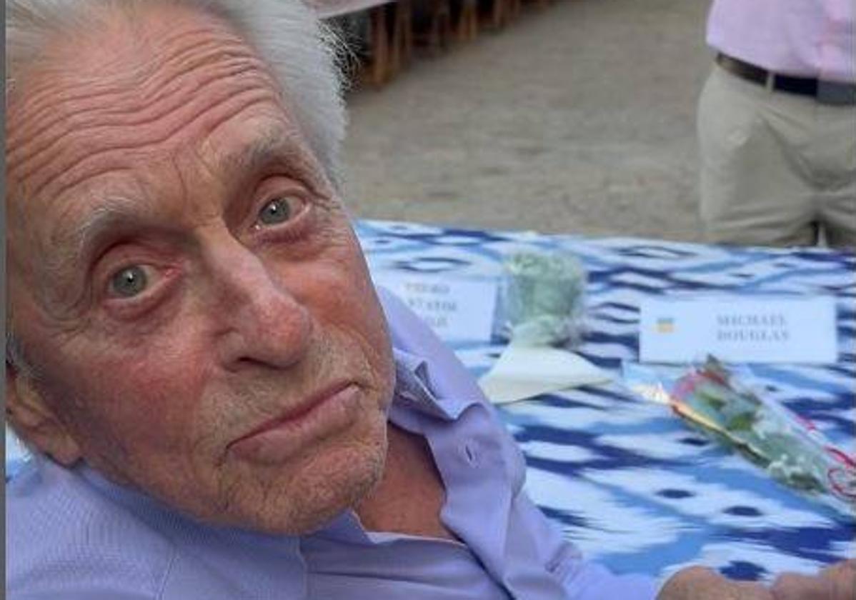 El fiestón de Michael Douglas por su 80 cumpleaños con sus vecinos de Mallorca