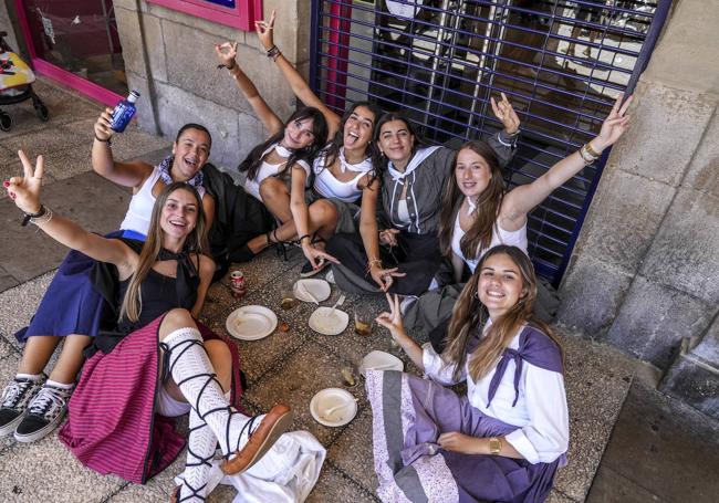 Izaro Olgado, Nahia Baz, Martina Rosayo, Maider Jausoro, Carla Mateos, Marina López.