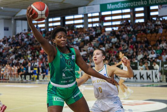 Tamara Seda durante el partido ante el Hozono Jairis