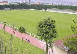 El campo de fútbol 11 de las instalaciones deportivas de Sarriena en Leioa.