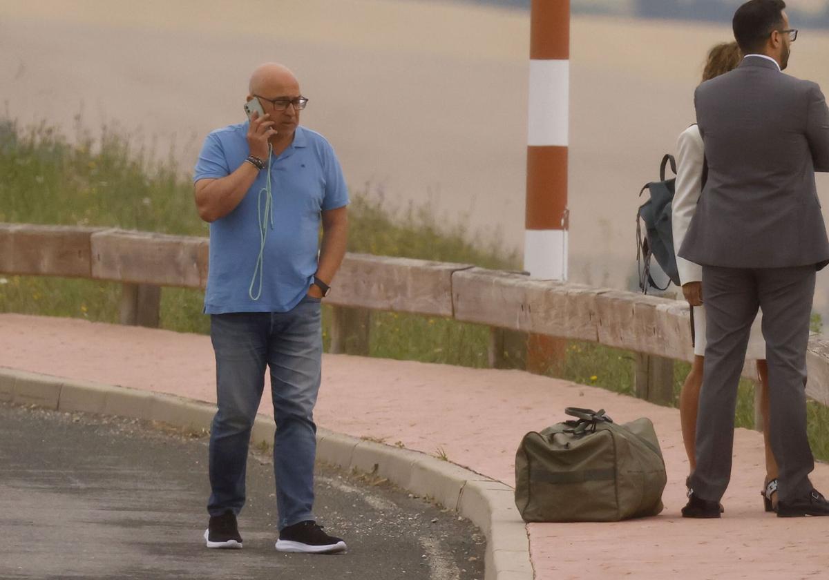 Alfredo de Miguel, cuando entró en la prisión de Zaballa en julio del año pasado.