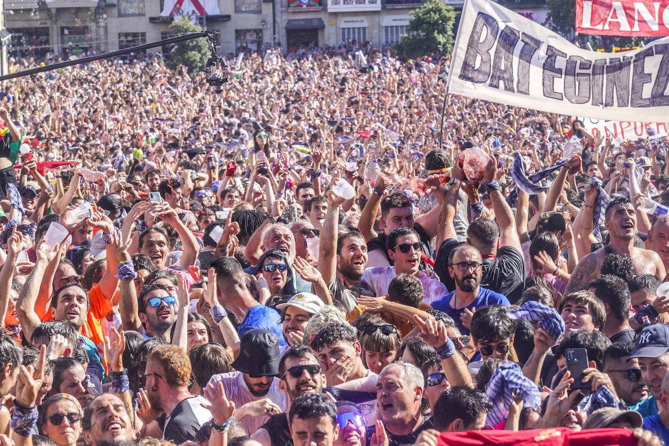 Búscate en la Bajada de Celedón