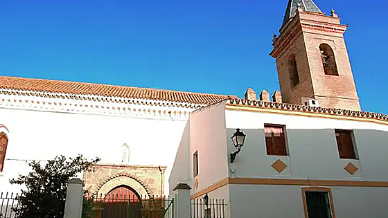 La morbosa forma de atraer feligreses de un sacerdote de Sevilla