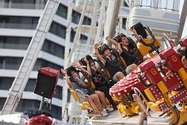 Las barracas del parque Etxebarria han vuelto a abrir hoy a la tarde