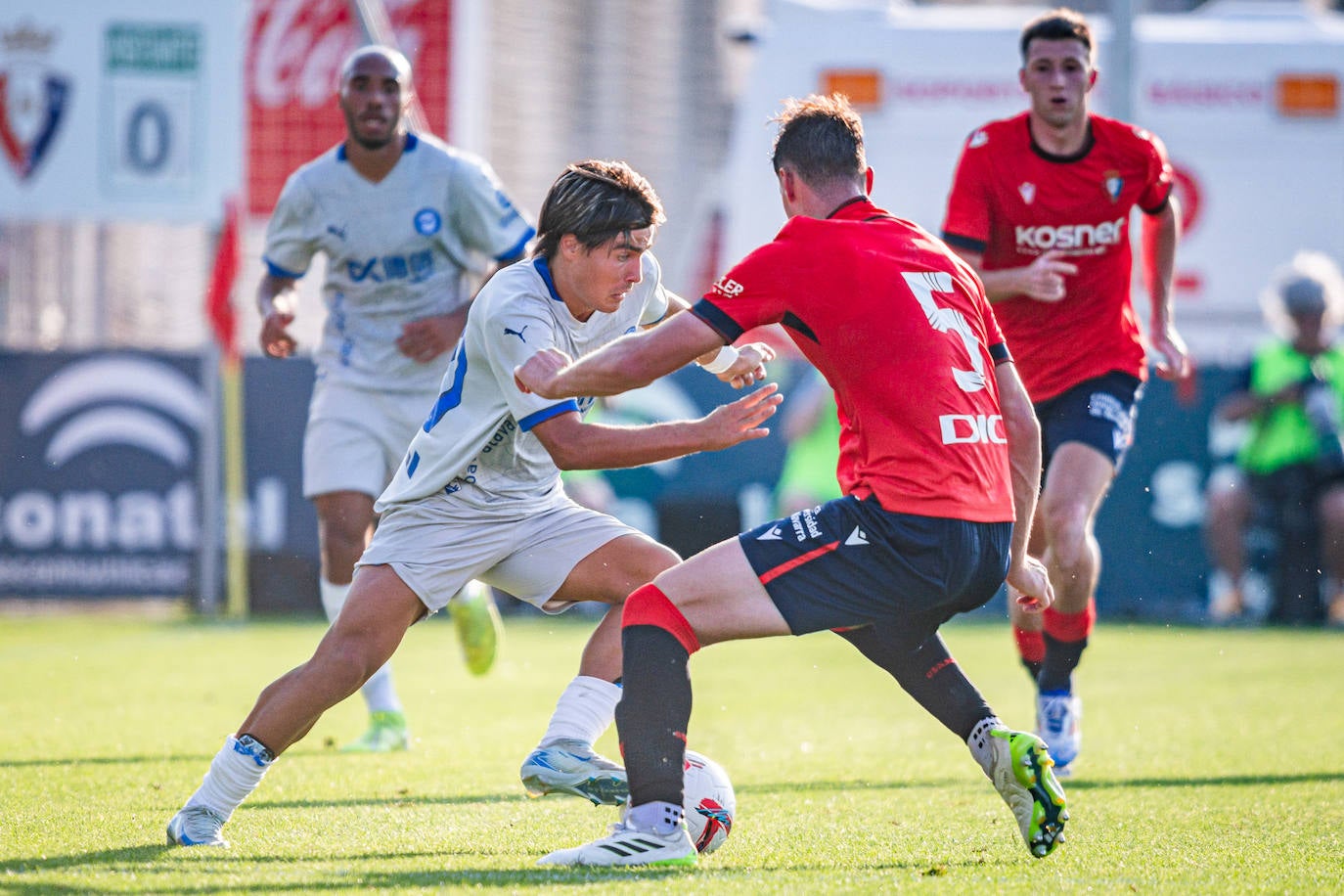 Las mejores imágenes del amistoso del Alavés ante el Osasuna