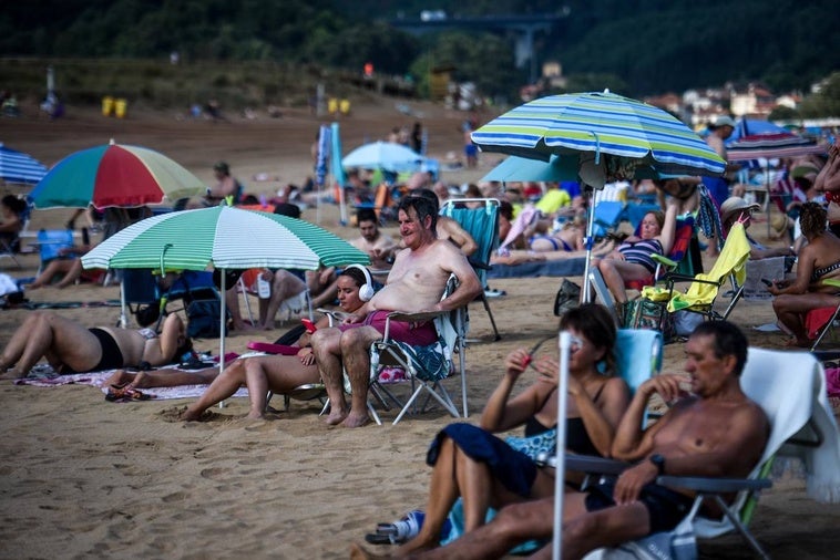 Playa de la Arena a las 11 de la mañana