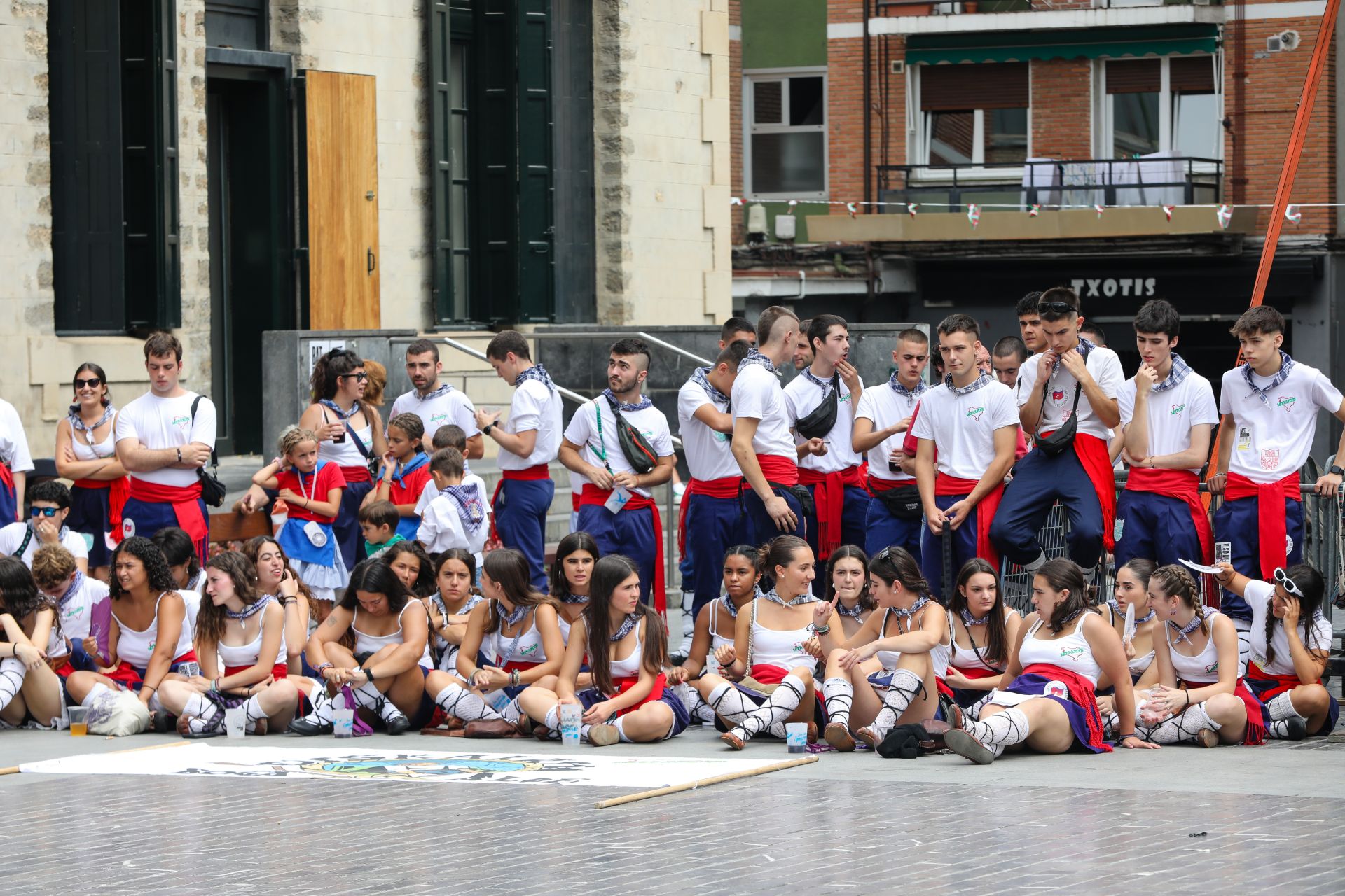 La presentación de las cuadrillas de Amurrio, en imágenes