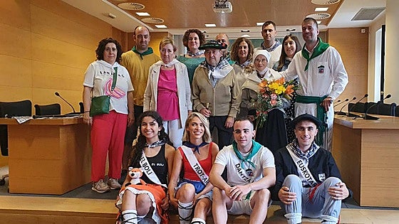 María Ángeles y Josetxu mandan en Amurrio