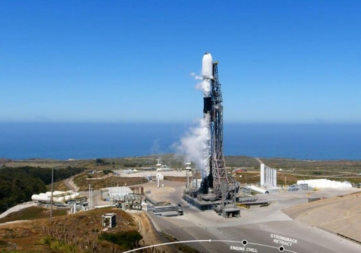 Así ha sido el lanzamiento y puesta en órbita de Lur-1 al espacio desde el cohete Falcon 9