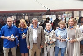 Ramón García, Katerina Kaminska, Juan Mari Aburto, Begoña Pikaza, Marieli Oviedo e Isabel Iturbe en la entrega de premios.