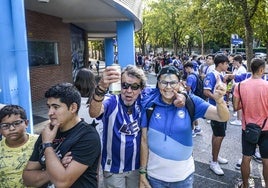 La afición albiazul responde con nota en un entrenamiento a puerta abierta en Mendizorroza