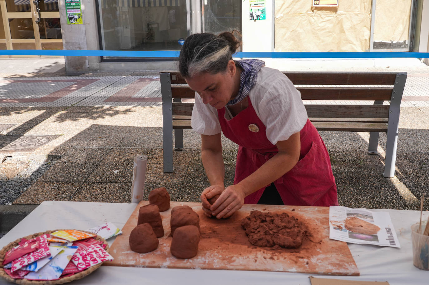 Productos de la tierra para reponer fuerzas en las fiestas de Llodio