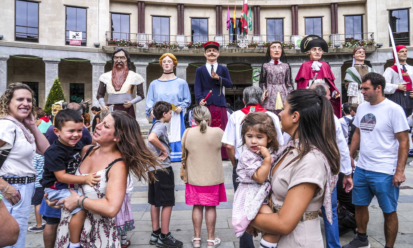 El 425 aniversario de la Cofradía de Llodio, en imágenes