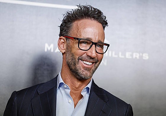 Estilista y exnovia de Dani Martín: la mujer que ha acompañado a Escassi a la boda de Jordi Cruz y Rebecca Lima