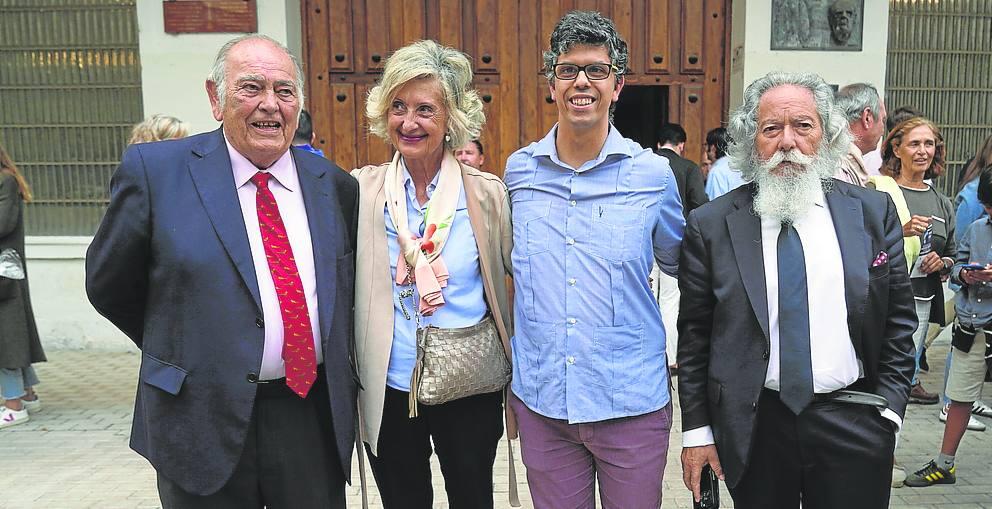 Antonio Barandiarán, Sol Torres, Juan Ruiz y Antón Taramona. 