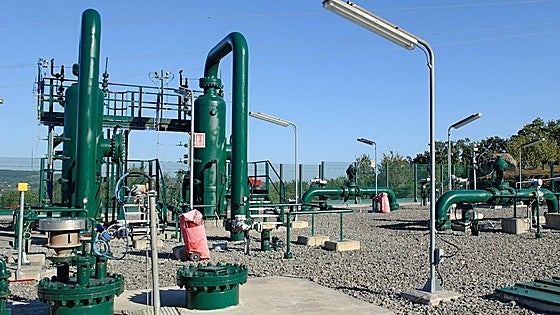 El envío de combustible a Francia por el gasoducto de Irún se reduce a una cuarta parte