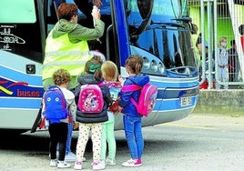 El Gobierno vasco mejora las condiciones a las empresas para asegurar el transporte escolar