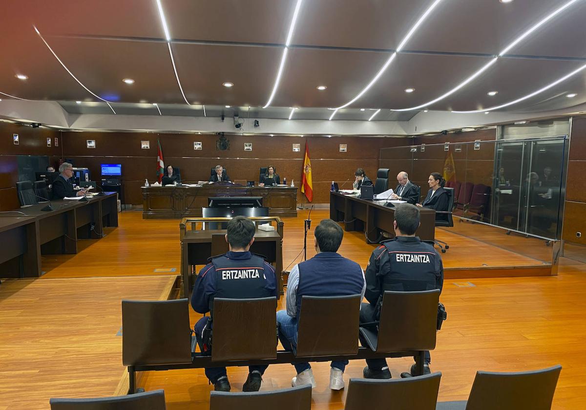 Un momento de la vista oral celebrada en la Audiencia Provincial de Álava el pasado 25 de junio.