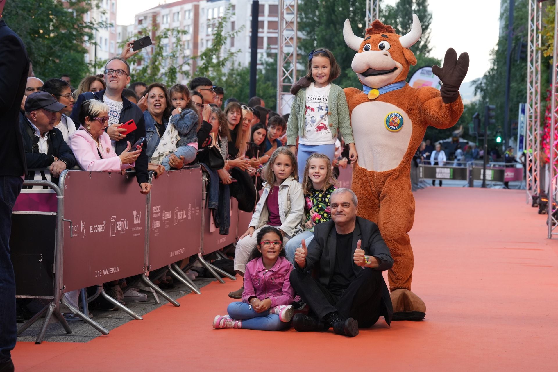 Las mejores imágenes de la alfombra naranja del FesTVal