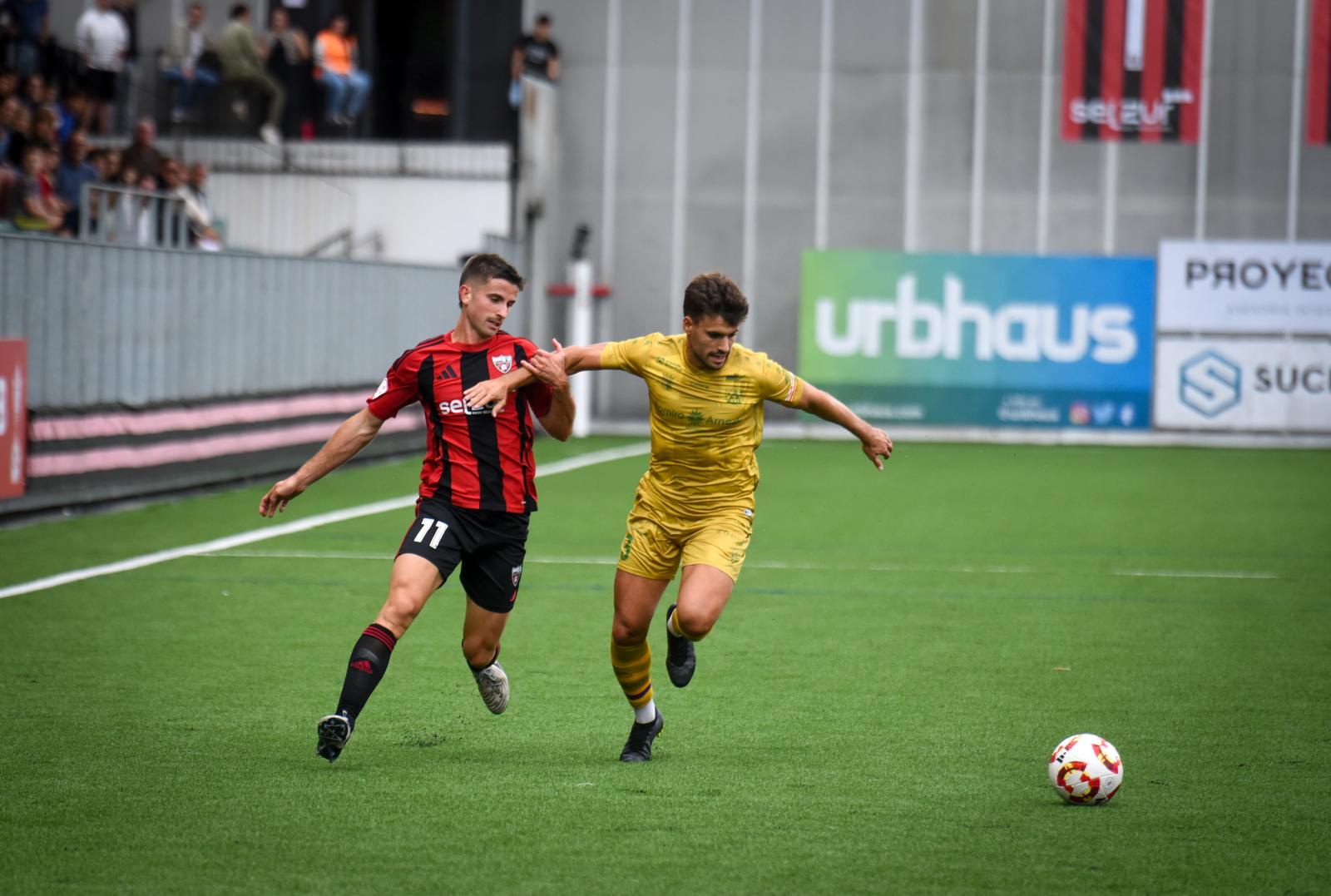 Gobela disfruta del juego y de la primera victoria del Arenas