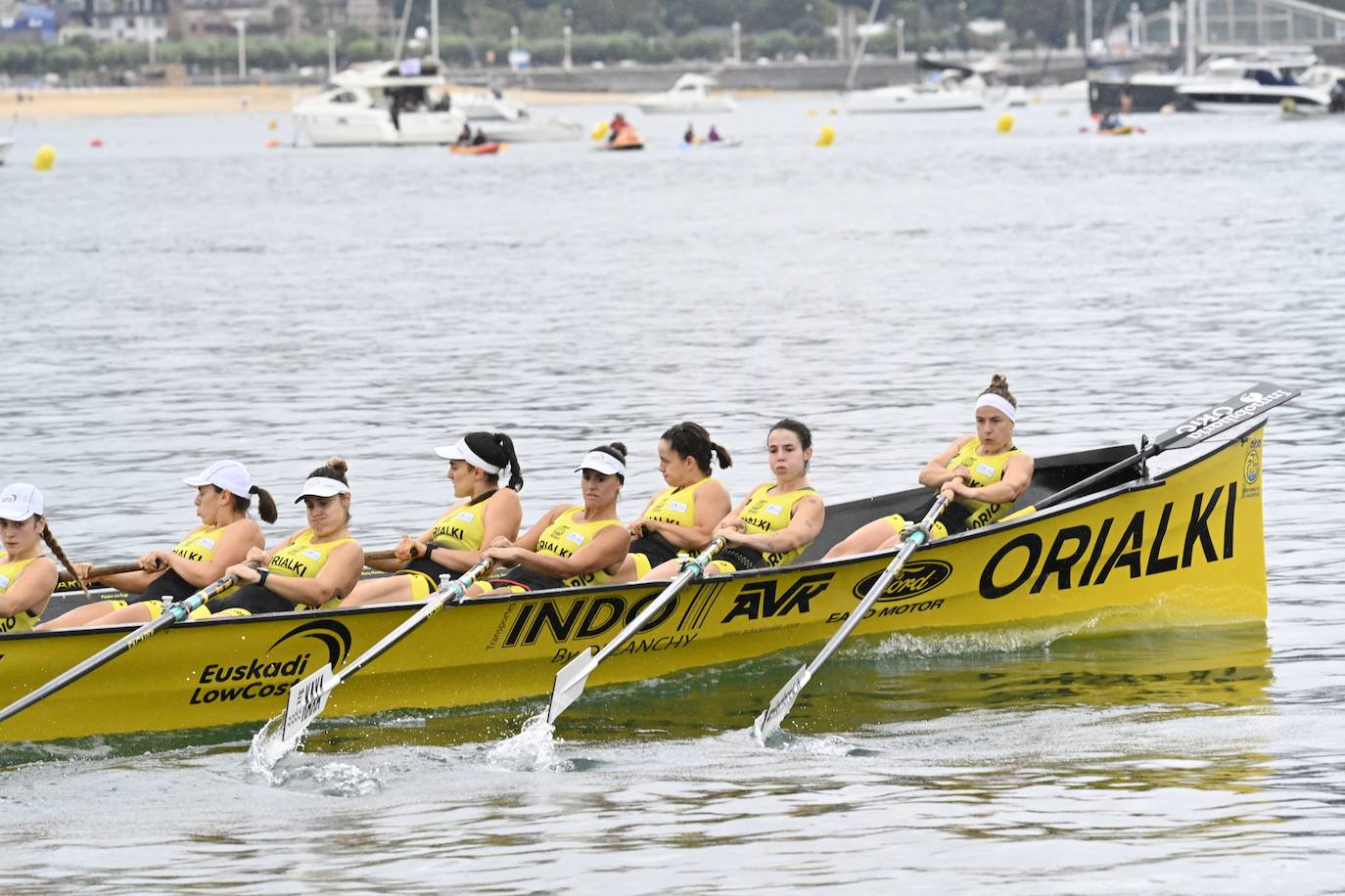 Arraun Lagunak consigue su tercera Bandera de La Concha