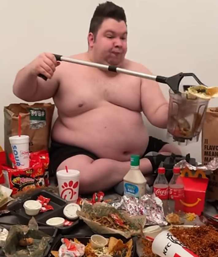 Imagen secundaria 2 - Tres imágenes que muestran su evolución.