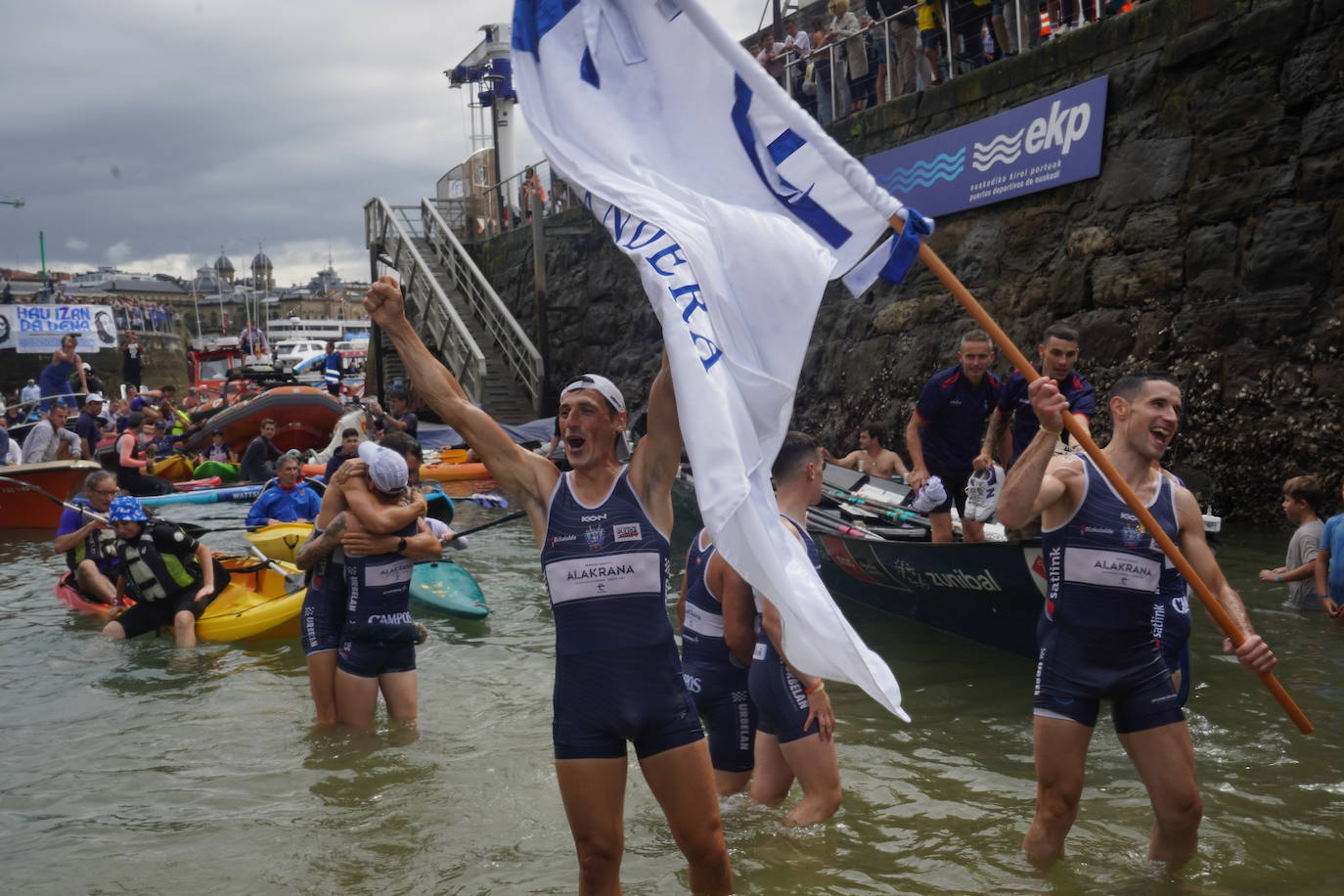 Exhibición de Urdaibai que se lleva la Bandera de La Concha