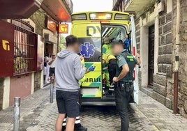 El joven llodiano fue trasladado en ambulancia a un hospital de Santander.