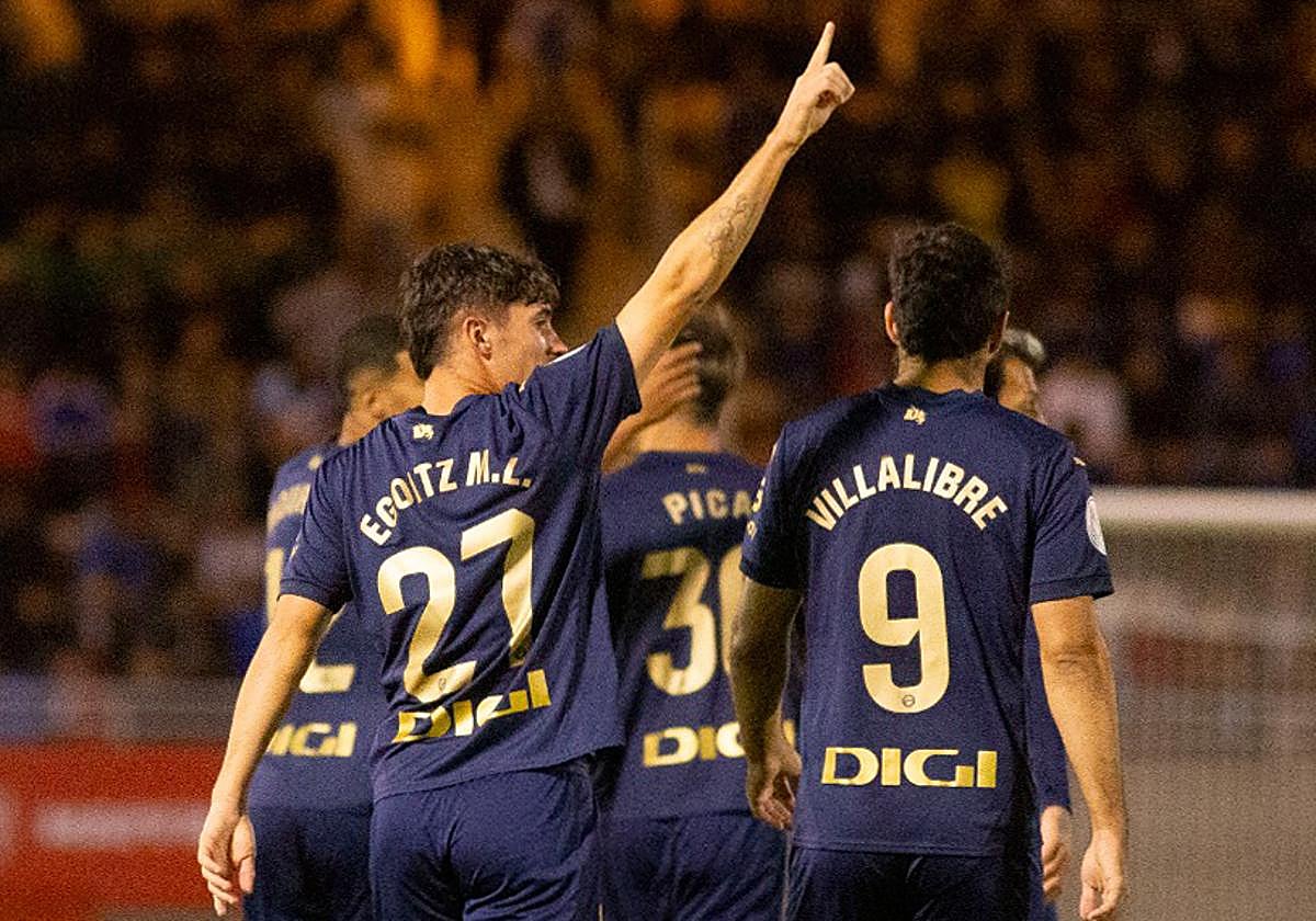 Egoitz celebra el 0-1 del Alavés.