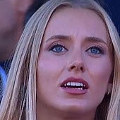 El apoyo de la novia de Muniain desde la grada en su debut con San Lorenzo