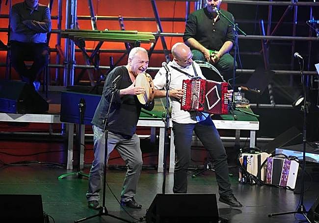 Leturia y Agus Korrontzi