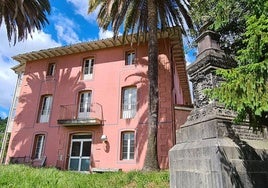 La antigua residencia de Llodio está abandonada desde 2002.