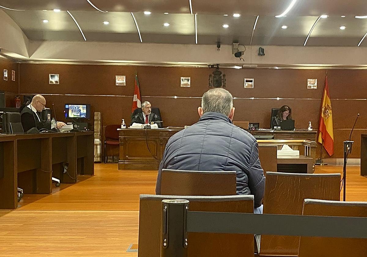 El exedil de Laguardia, ayer miércoles en la Audiencia Provincial de Álava.