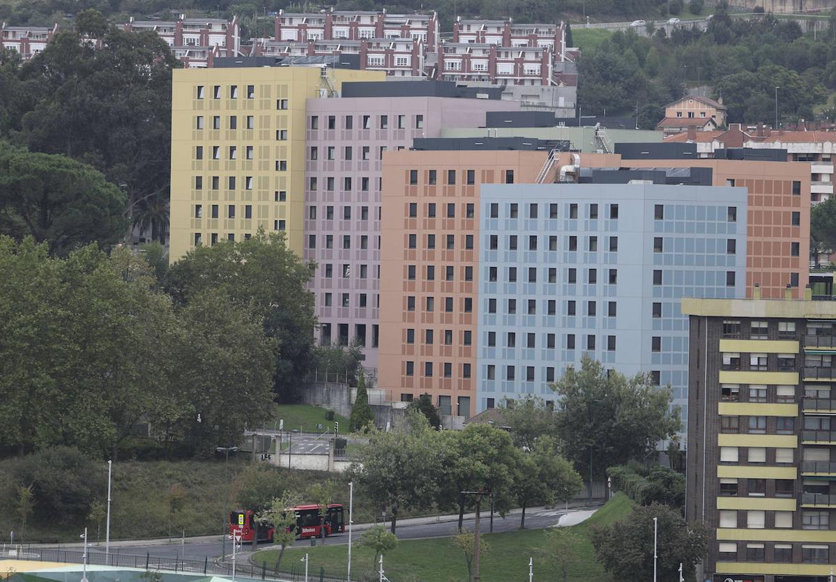 Más alquiler público, rehabilitación y casas prefabricadas para enfrentar «la crisis de la vivienda» en Euskadi