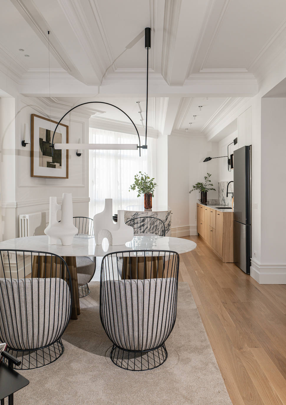 La vivienda de una familia en el Ensanche bilbaíno con más de 100 años de historia y toque moderno